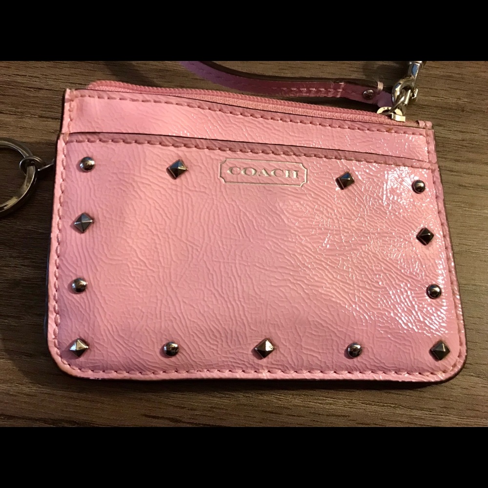 Coach pale pink coin/cc ID wallet w/key chain